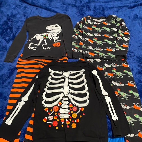 Halloween Pajamas 5T and Long Sleeve 4T The Children’s Place & Carters